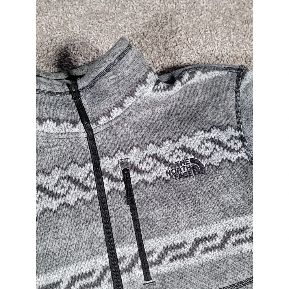 The North Face Gordon Lyons Novelty 1/4 Zip Sweater Mens XL Gray Fleece Aztec